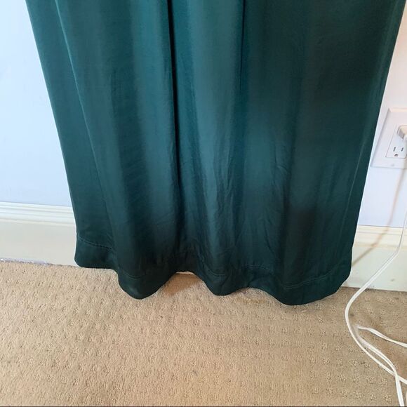 Carolina Belle Montreal Green Empire Waist Flowy Lined Sleeveless Maxi Dress - Picture 11 of 12